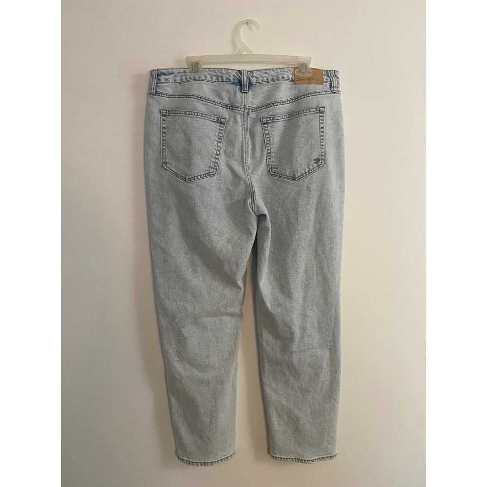 Seven7 Light Wash Women’s Straight Leg Slim Jeans Size 14 - Picture 2 of 6